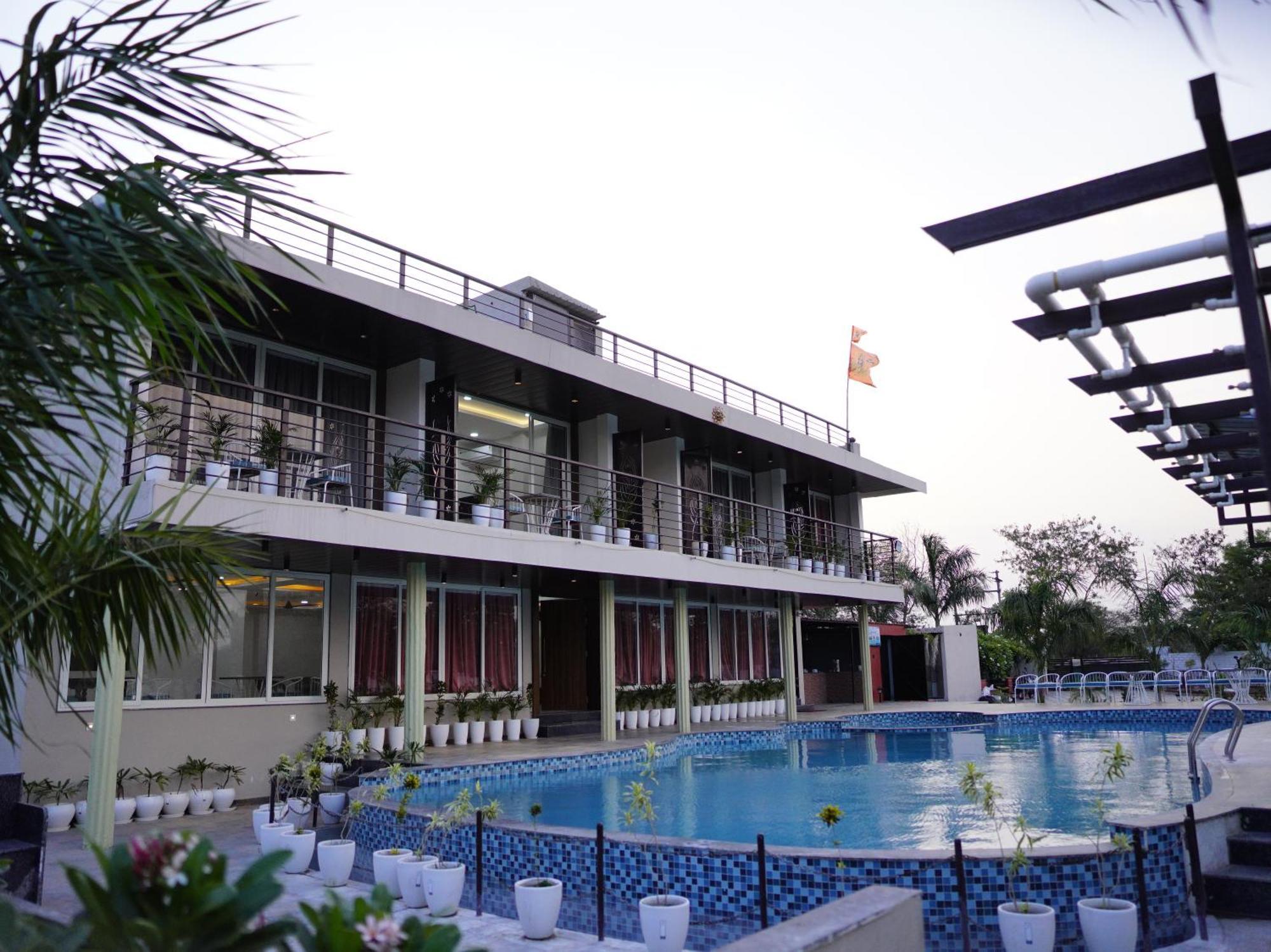 Fun O Farm Luxury Farm Villa Индаур Экстерьер фото