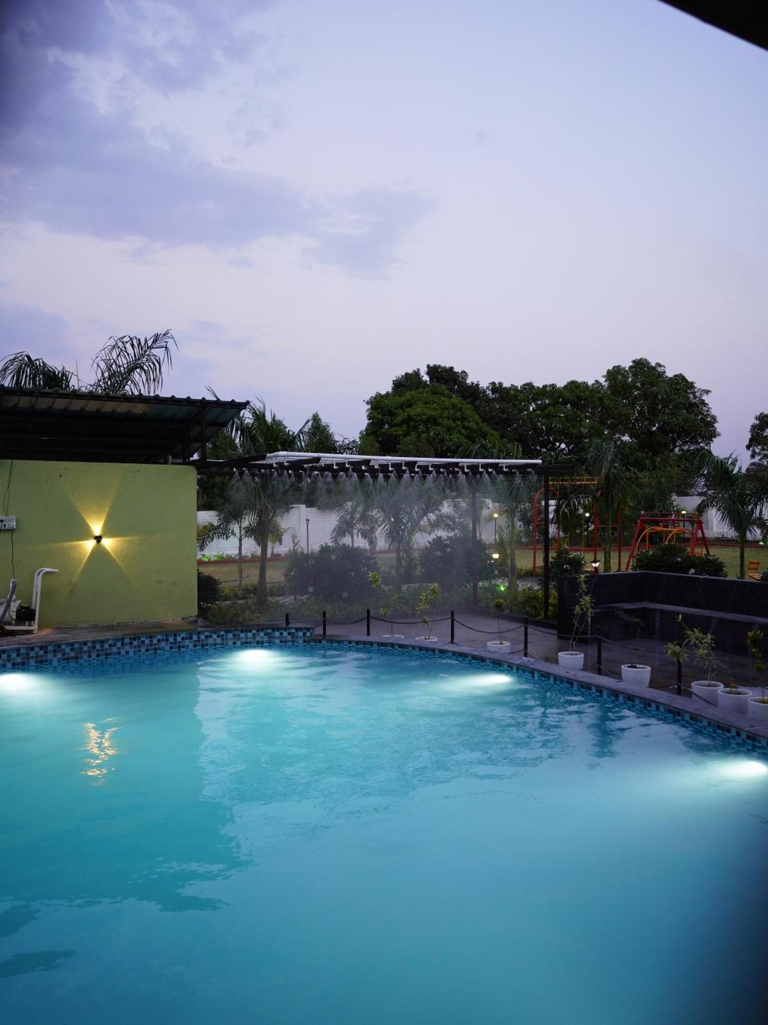 Fun O Farm Luxury Farm Villa Индаур Экстерьер фото