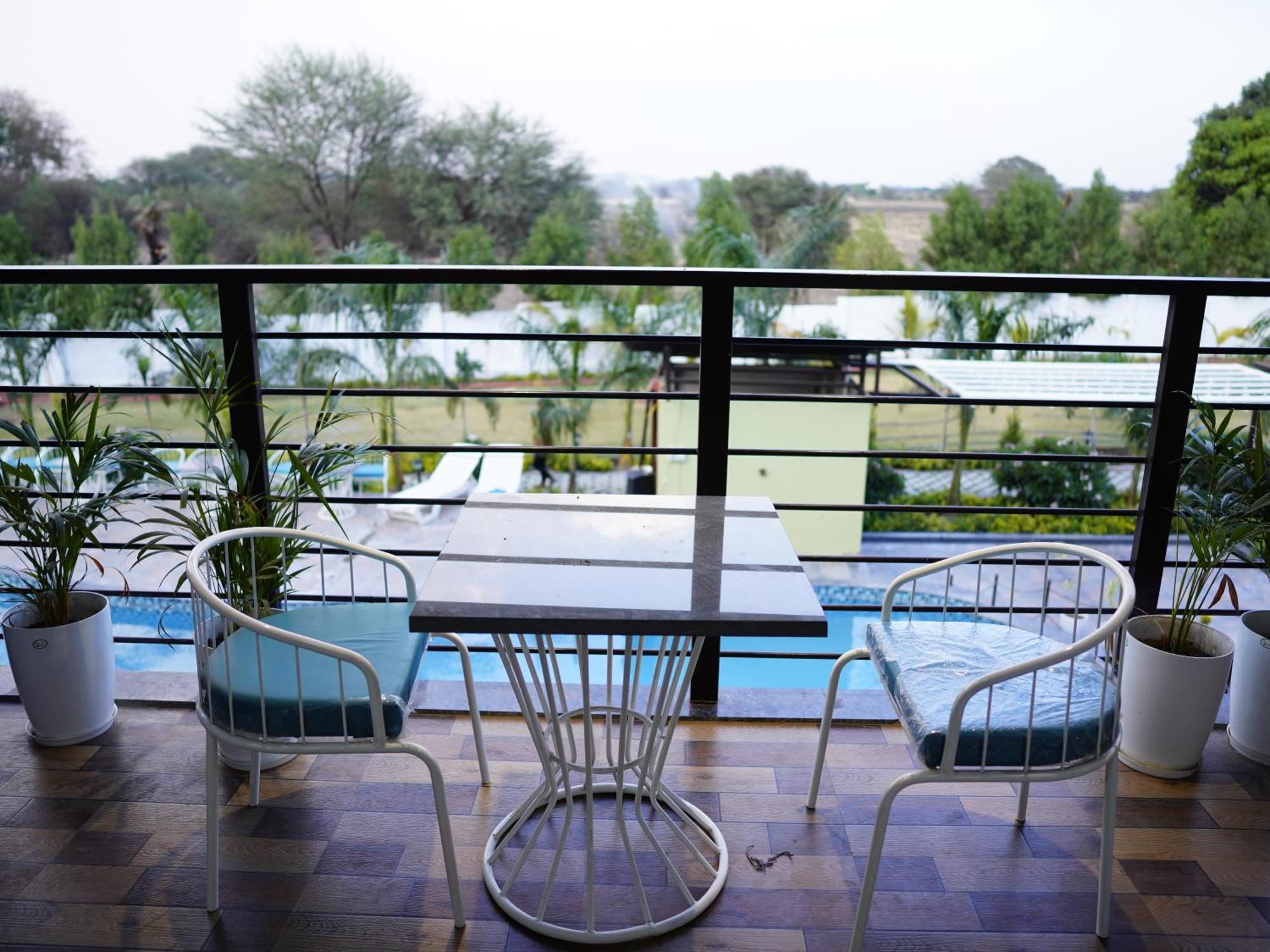 Fun O Farm Luxury Farm Villa Индаур Экстерьер фото